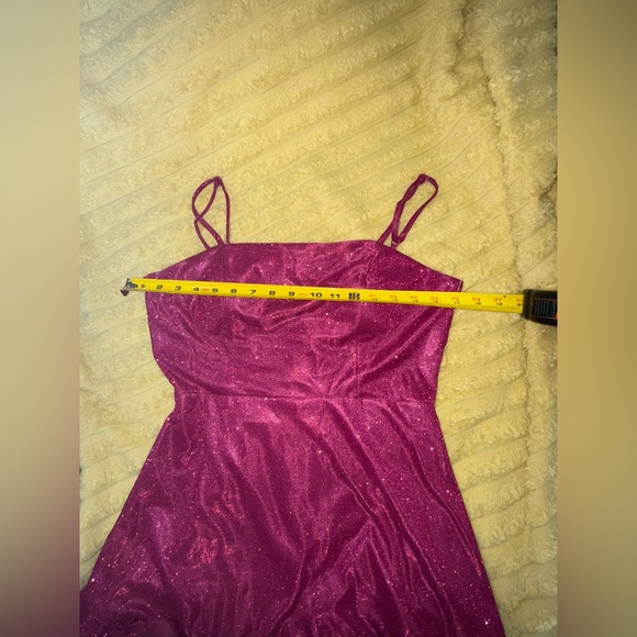Women’s Pink Sparkly Semi Formal Dress Mini Strapless Tiered Size 11 - Picture 4 of 12